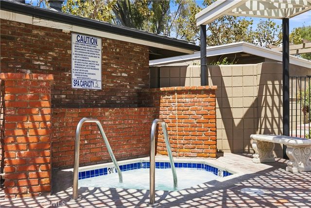 660 S glassell Street, Orange, CA 92866