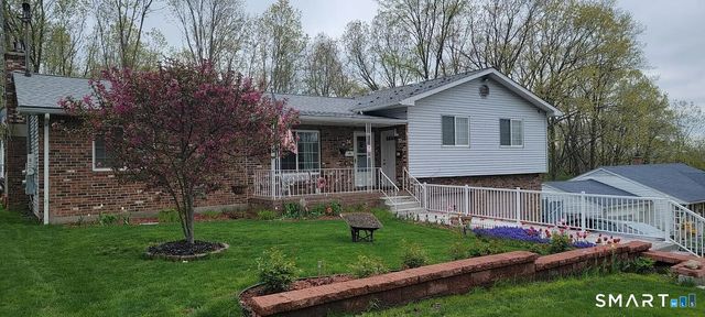 34 Garden Hill Circle 34, Waterbury, CT 06704