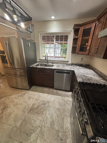 34 Garden Hill Circle 34, Waterbury, CT 06704