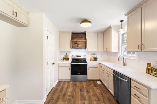 106 Hilltop Drive, Four Oaks, NC 27524