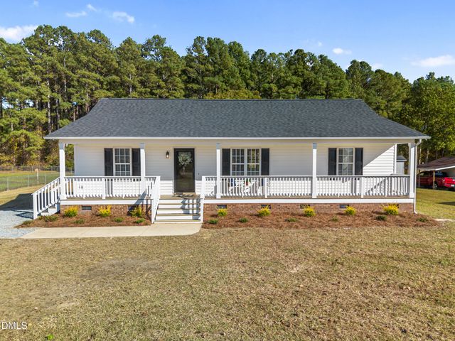 106 Hilltop Drive, Four Oaks, NC 27524