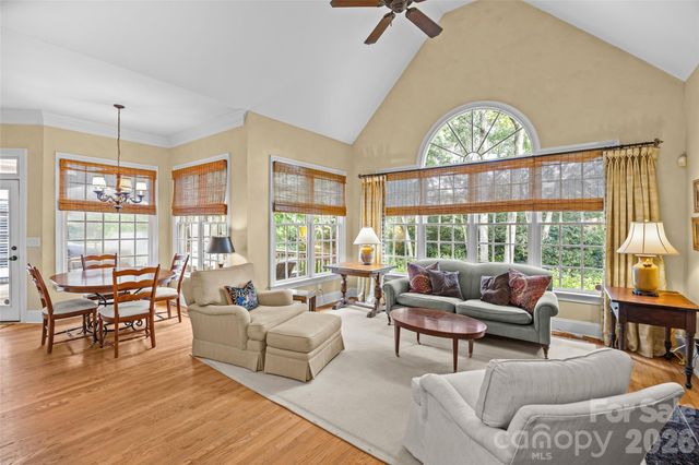 3401 Maryhurst Lane, Charlotte, NC 28226