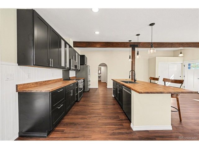 414 Holbrook St, Erie, CO 80516