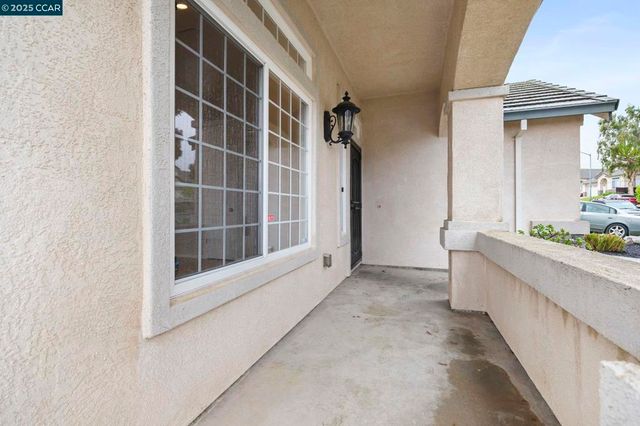 2302 Woodhill Drive, Pittsburg, CA 94565