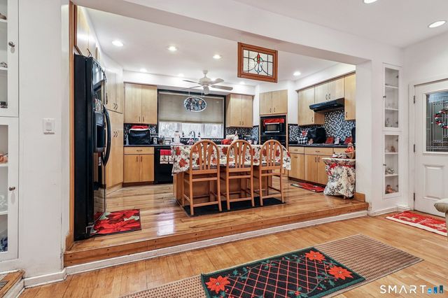 36 Spinning Wheel Road, Monroe, CT 06468