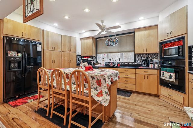 36 Spinning Wheel Road, Monroe, CT 06468