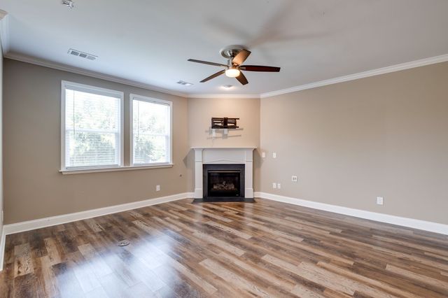 2105 Bedford Bnd, Mount Juliet, TN 37122
