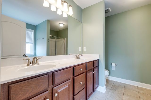 2105 Bedford Bnd, Mount Juliet, TN 37122
