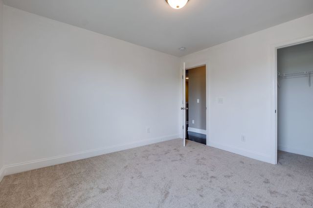 2105 Bedford Bnd, Mount Juliet, TN 37122