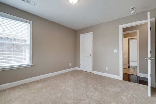 2105 Bedford Bnd, Mount Juliet, TN 37122