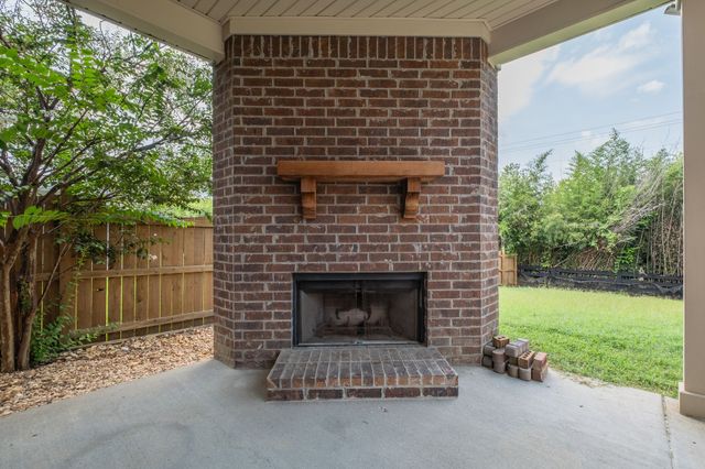 2105 Bedford Bnd, Mount Juliet, TN 37122