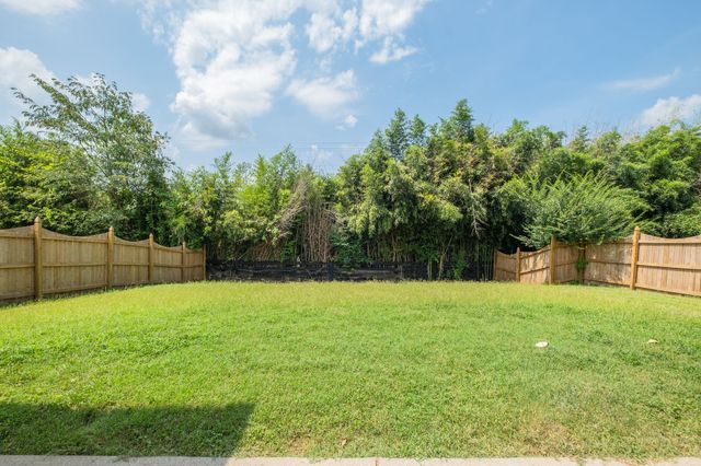 2105 Bedford Bnd, Mount Juliet, TN 37122