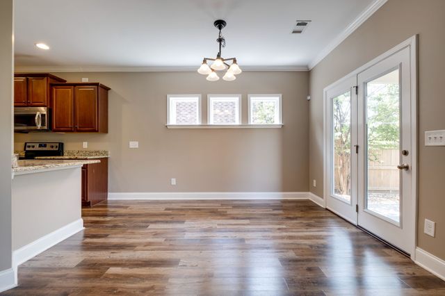 2105 Bedford Bnd, Mount Juliet, TN 37122
