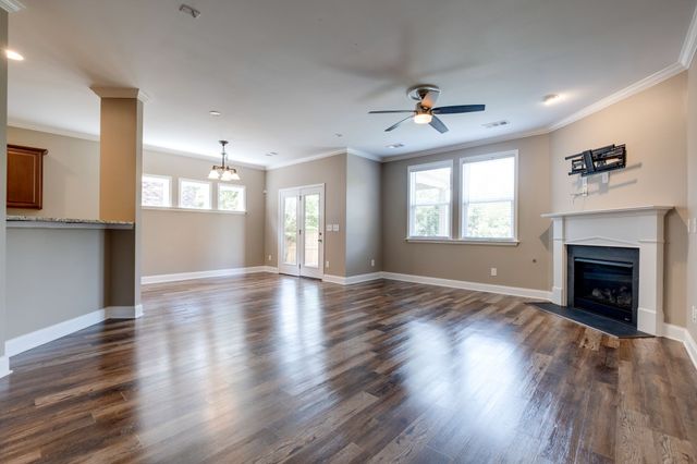 2105 Bedford Bnd, Mount Juliet, TN 37122