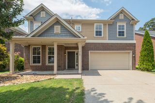 2105 Bedford Bnd, Mount Juliet, TN 37122