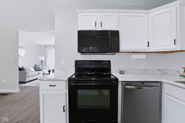 3250 Davis, Indianapolis, IN 46221