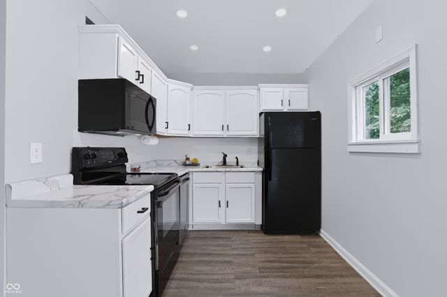 3250 Davis, Indianapolis, IN 46221