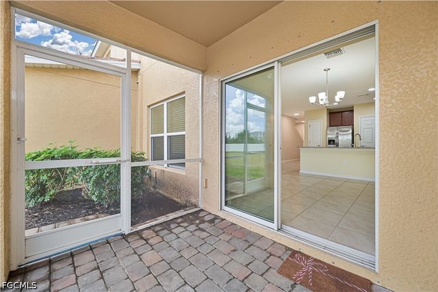 3739 Crofton CT, Fort Myers, FL 33916