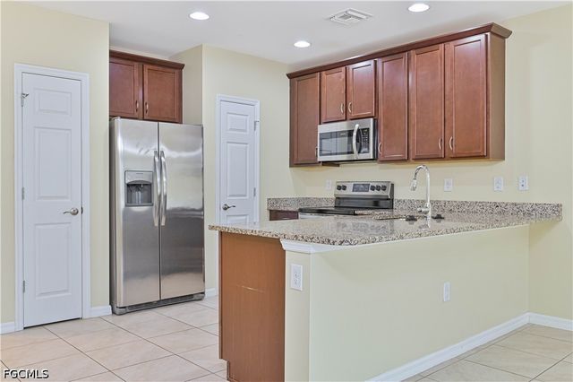3739 Crofton CT, Fort Myers, FL 33916
