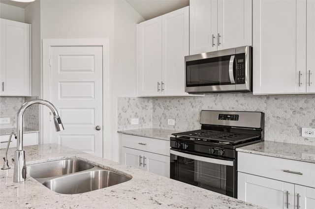 6322 Brazos Trail Drive, Richmond, TX 77469
