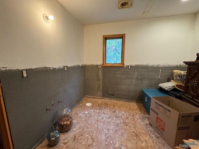 1475 Aarons Road, Lewiston, MI 49756