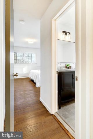 1330 CHAPEL DR, York, PA 17404