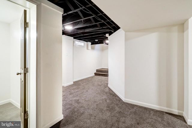 1330 CHAPEL DR, York, PA 17404