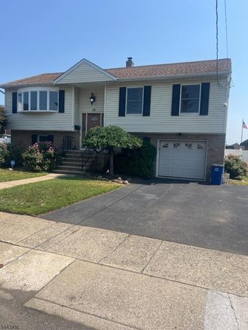 18 Rosengren Ave, Totowa Boro, NJ 07512