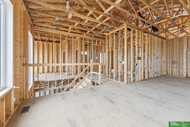 3310 S 212th Street, Elkhorn, NE 68022