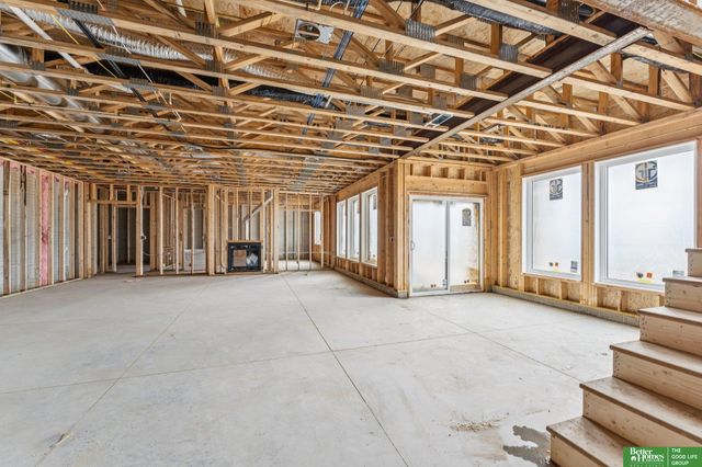 3310 S 212th Street, Elkhorn, NE 68022