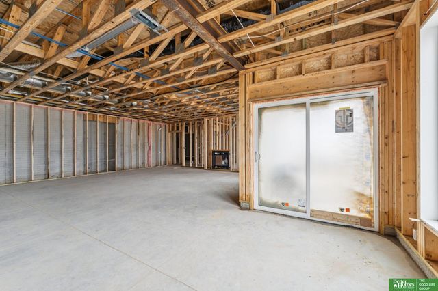 3310 S 212th Street, Elkhorn, NE 68022