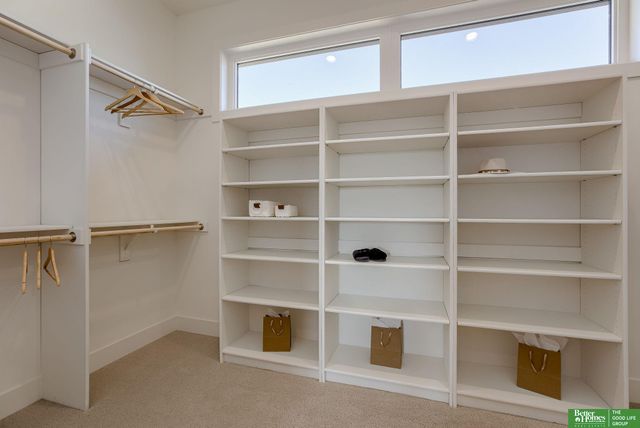 3310 S 212th Street, Elkhorn, NE 68022