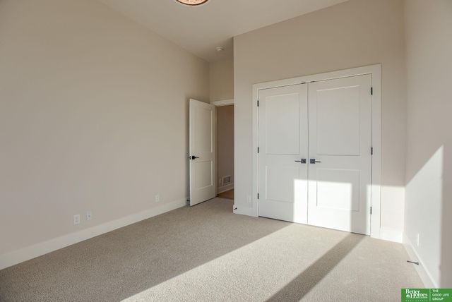 3310 S 212th Street, Elkhorn, NE 68022