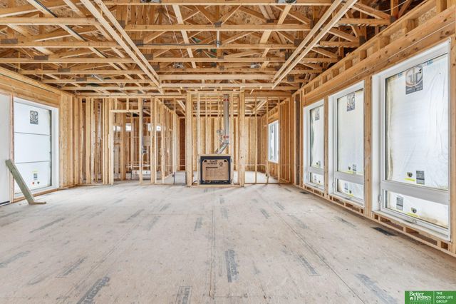 3310 S 212th Street, Elkhorn, NE 68022