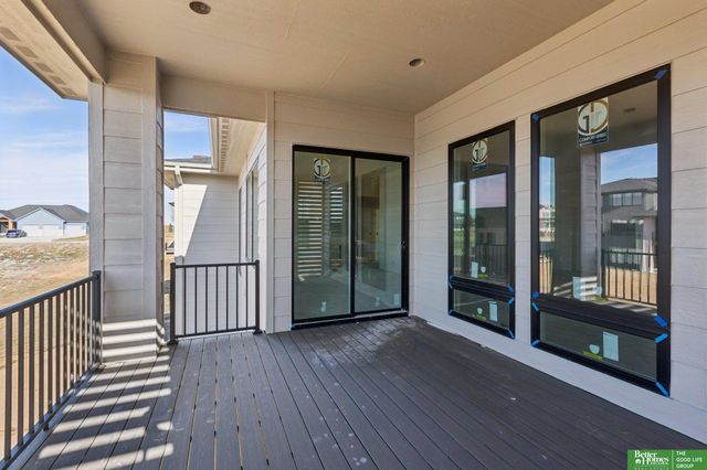 3310 S 212th Street, Elkhorn, NE 68022