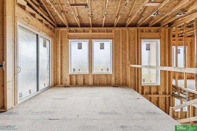 3310 S 212th Street, Elkhorn, NE 68022