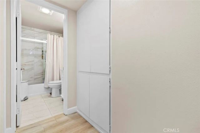 427 E Orange Grove Ave 301, Burbank, CA 91501