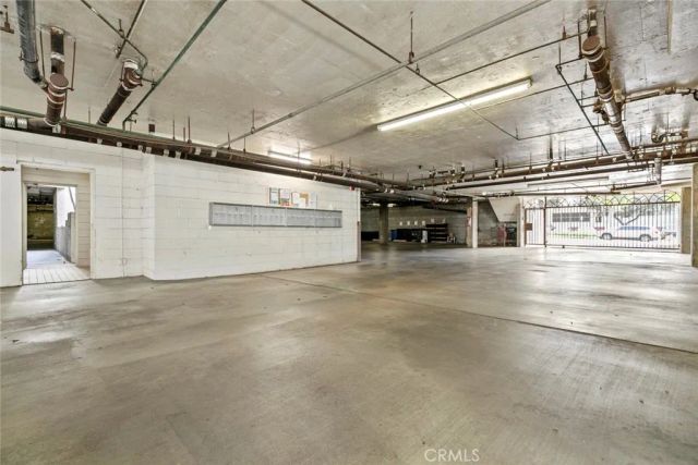 427 E Orange Grove Ave 301, Burbank, CA 91501