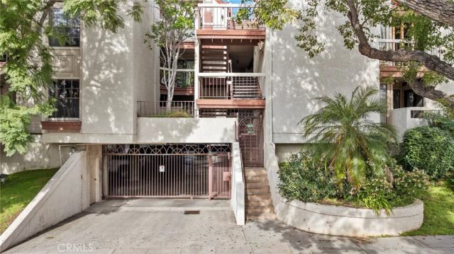 427 E Orange Grove Ave 301, Burbank, CA 91501