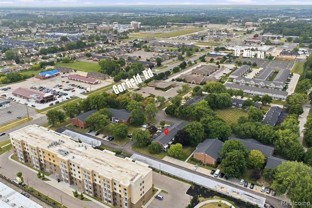 16842 Edloytom Way, Clinton Township, MI 48038