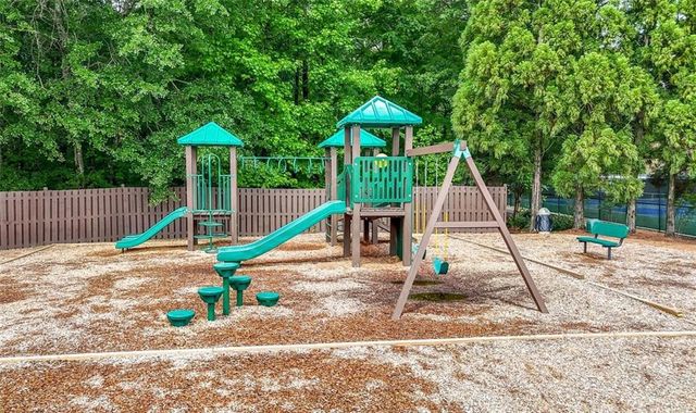 6421 Crown Forest Court, Mableton, GA 30126