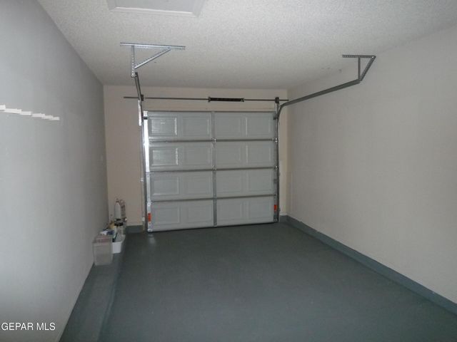 10708 Levelland Place, El Paso, TX 79924