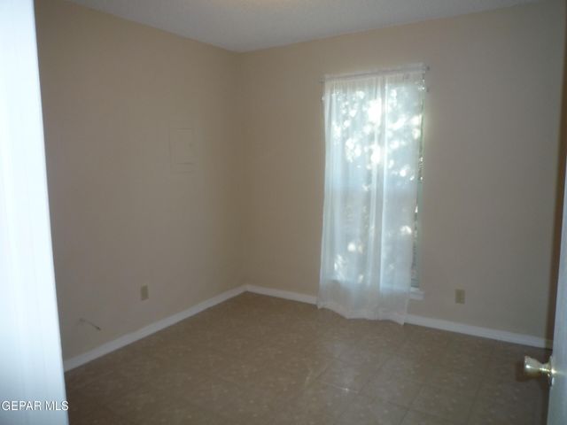 10708 Levelland Place, El Paso, TX 79924