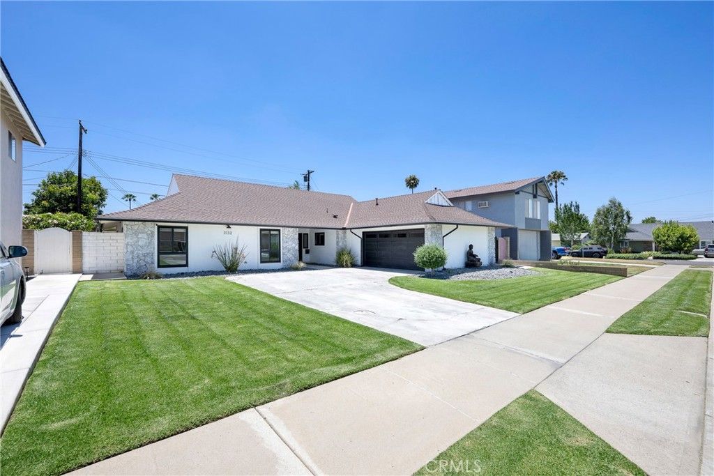 3132 E Locust Avenue, Orange, CA 92867