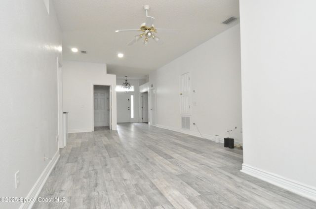 911 Eldron Boulevard SE, Palm Bay, FL 32909