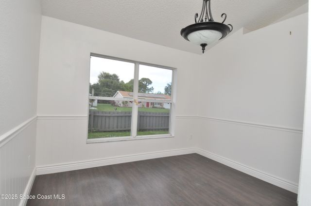 911 Eldron Boulevard SE, Palm Bay, FL 32909