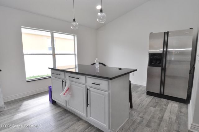 911 Eldron Boulevard SE, Palm Bay, FL 32909