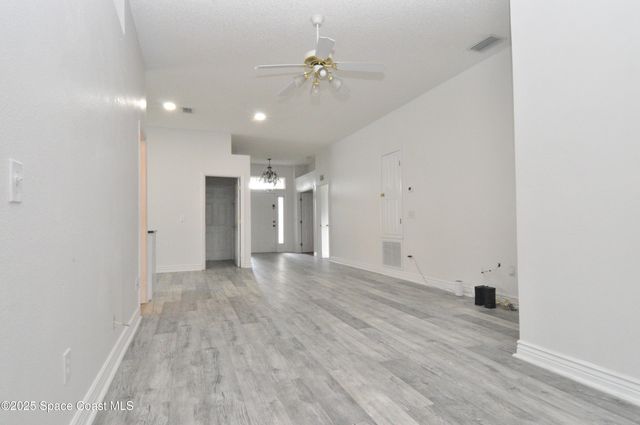 911 Eldron Boulevard SE, Palm Bay, FL 32909