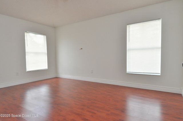 911 Eldron Boulevard SE, Palm Bay, FL 32909