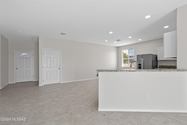 155 S Montgomery Avenue, Corona De Tucson, AZ 85641